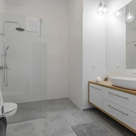 Apartment Loft Apart Tymienieckiego Iii *