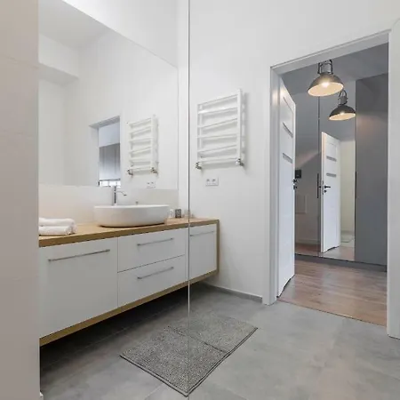 Loft Apart Tymienieckiego Iii